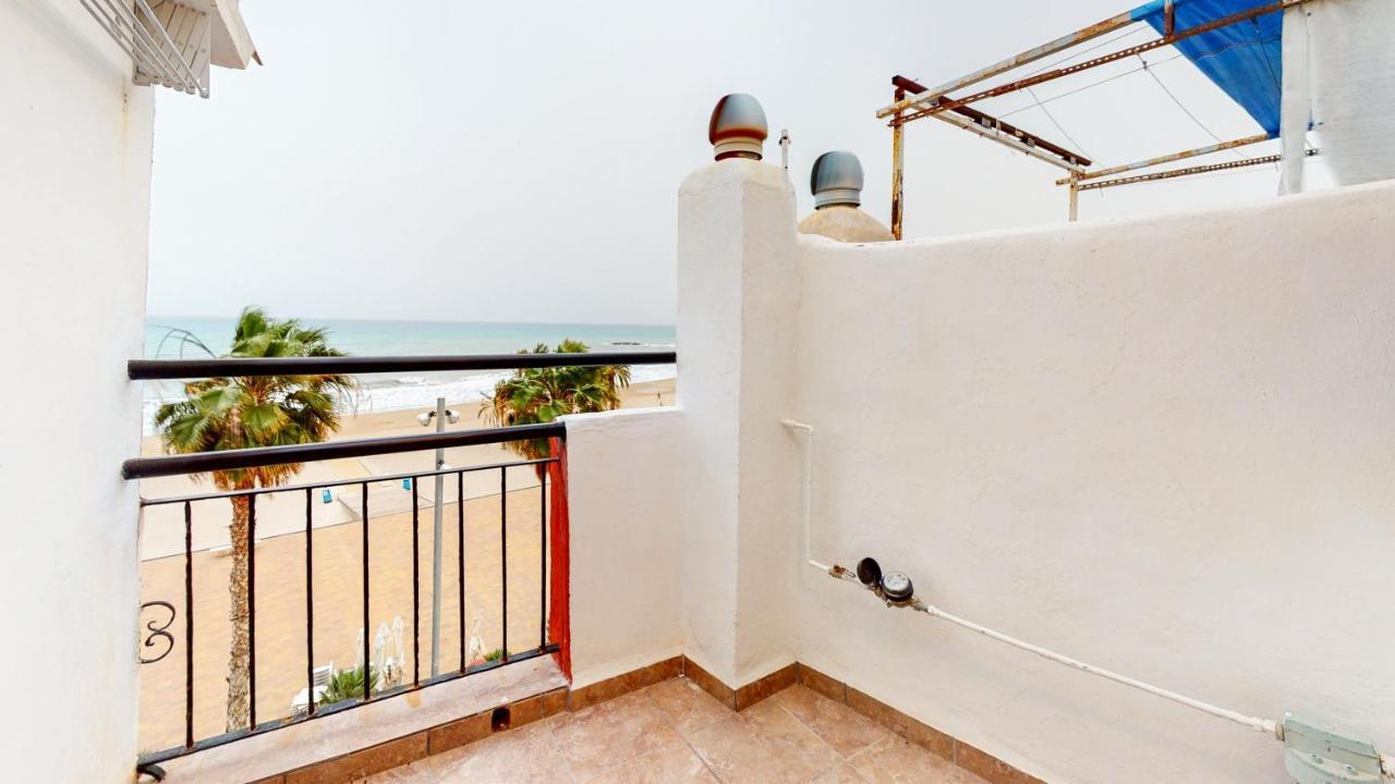 Apartamento En Primera Linea De Playa De บิยาโฮโยซา ภายนอก รูปภาพ